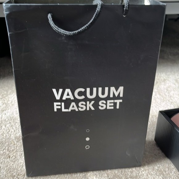 Never used, new in the box - Picture 2 of 2